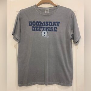 Comfort Colors Gray Dallas Cowboys  “Doomsday Defense” Lg T-Shirt.        3208